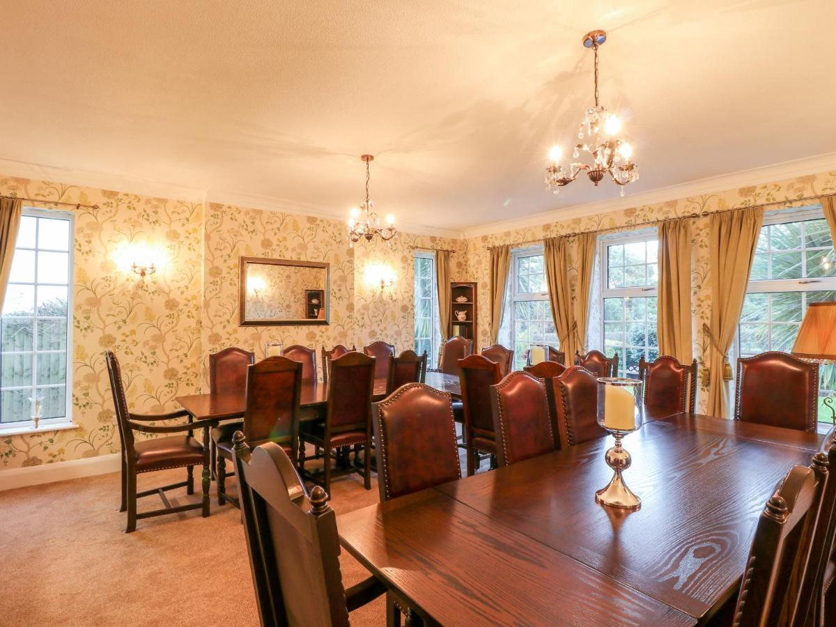 Yardley Manor Villa Scarborough Eksteriør bilde